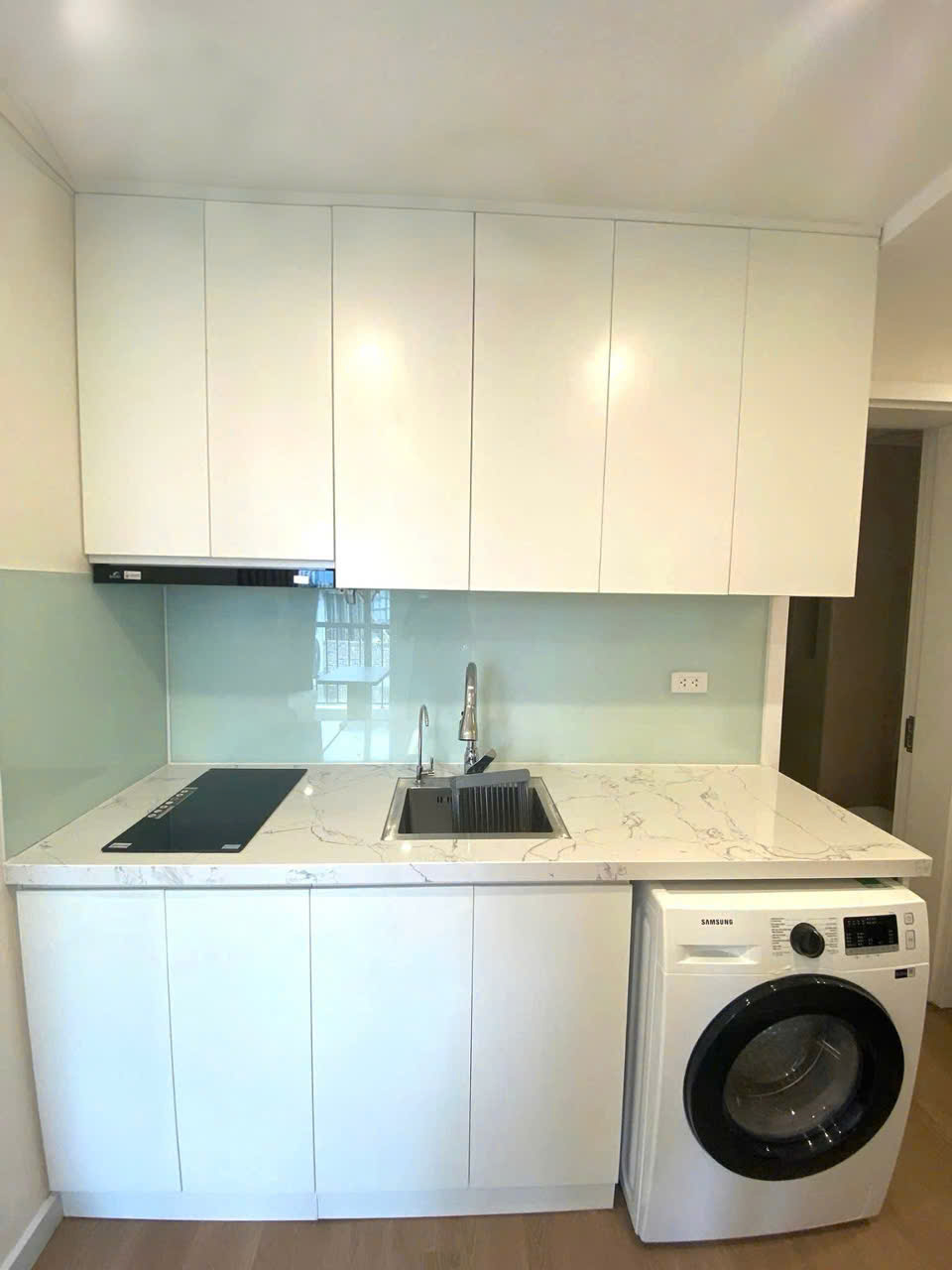 Giảm 3 tỷ cần bán toà nhà dòng tiền 318 La Thành thông sang Hào Nam 11 CHDV cao cấp cho thuê 1,2 tỷ/năm