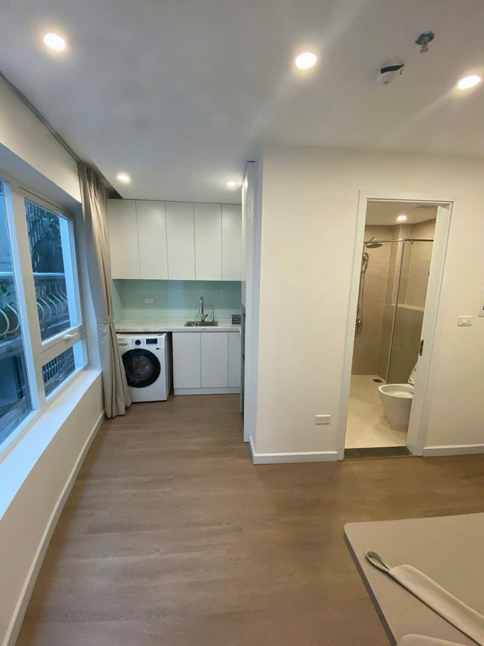 Giảm 3 tỷ cần bán toà nhà dòng tiền 318 La Thành thông sang Hào Nam 11 CHDV cao cấp cho thuê 1,2 tỷ/năm