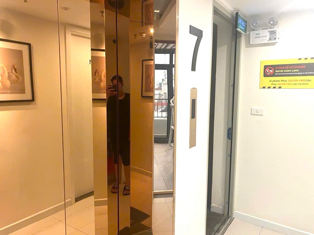 Giảm 3 tỷ cần bán toà nhà dòng tiền 318 La Thành thông sang Hào Nam 11 CHDV cao cấp cho thuê 1,2 tỷ/năm