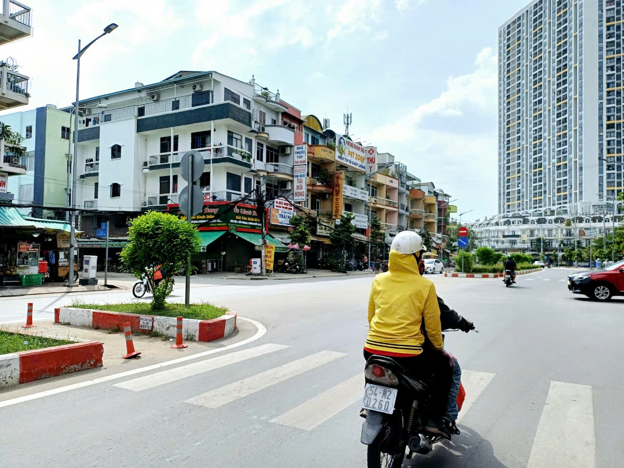 BÁN NHÀ MẶT TIỀN TAN QUANG BỬU GẦN CHUNG CƯ GIAI VIỆT