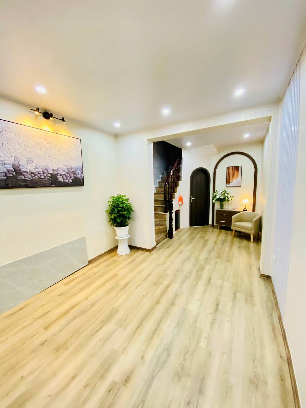 THÁI HÀ - Ô TÔ TRÁNH - KD - 6 TẦNG MỚI ĐẸP