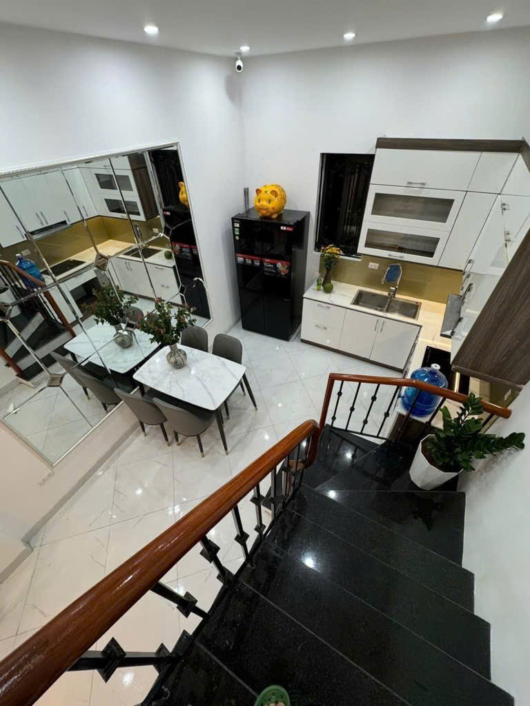 TÂY HỒ -  30M RA Ô TÔ - NHÀ 2 MẶT NGÕ