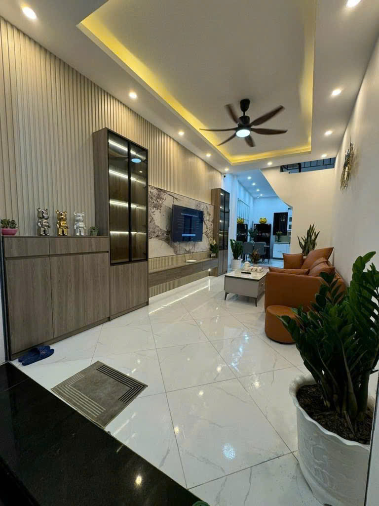 TÂY HỒ -  30M RA Ô TÔ - NHÀ 2 MẶT NGÕ