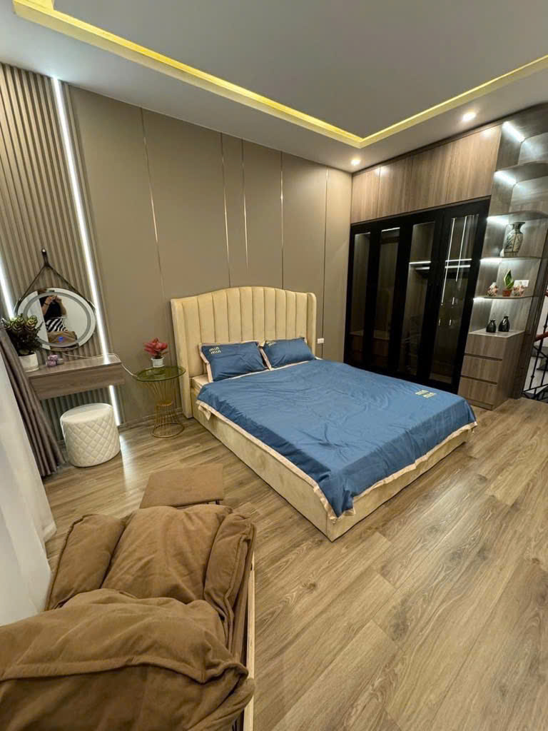 TÂY HỒ -  30M RA Ô TÔ - NHÀ 2 MẶT NGÕ