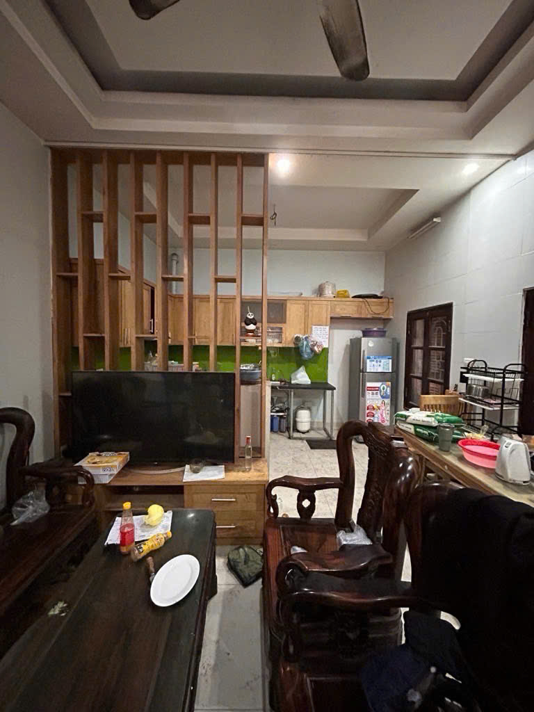 MẶT NGÕ THÔNG KINH DOANH - LÔ GÓC - GẦN Ô TÔ - SỔ VUÔNG NỞ HẬU