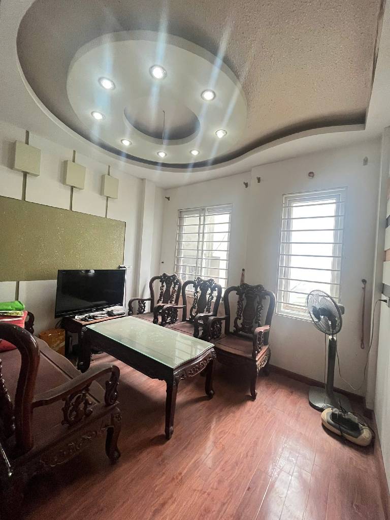 2 NHÀ RA PHỐ - VỊ TRÍ ĐẸP - Yên Hòa - Cầu Giấy