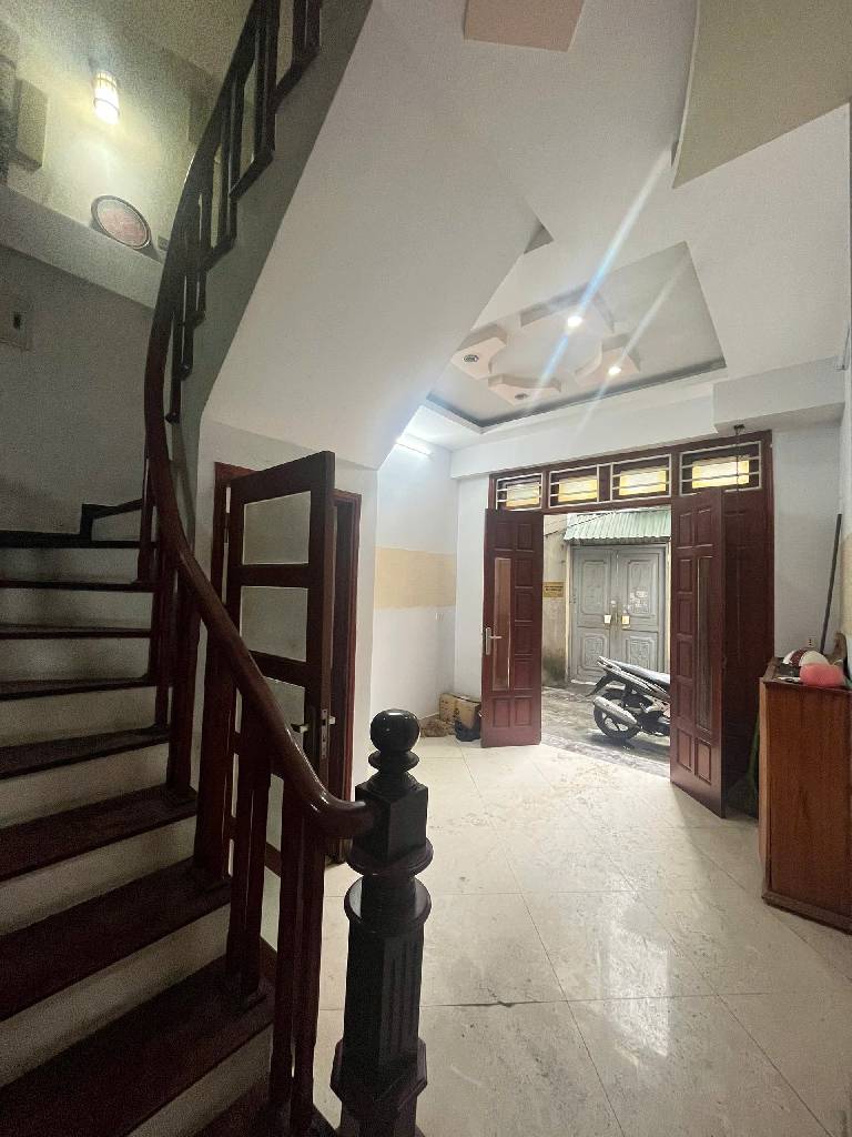 2 NHÀ RA PHỐ - VỊ TRÍ ĐẸP - Yên Hòa - Cầu Giấy
