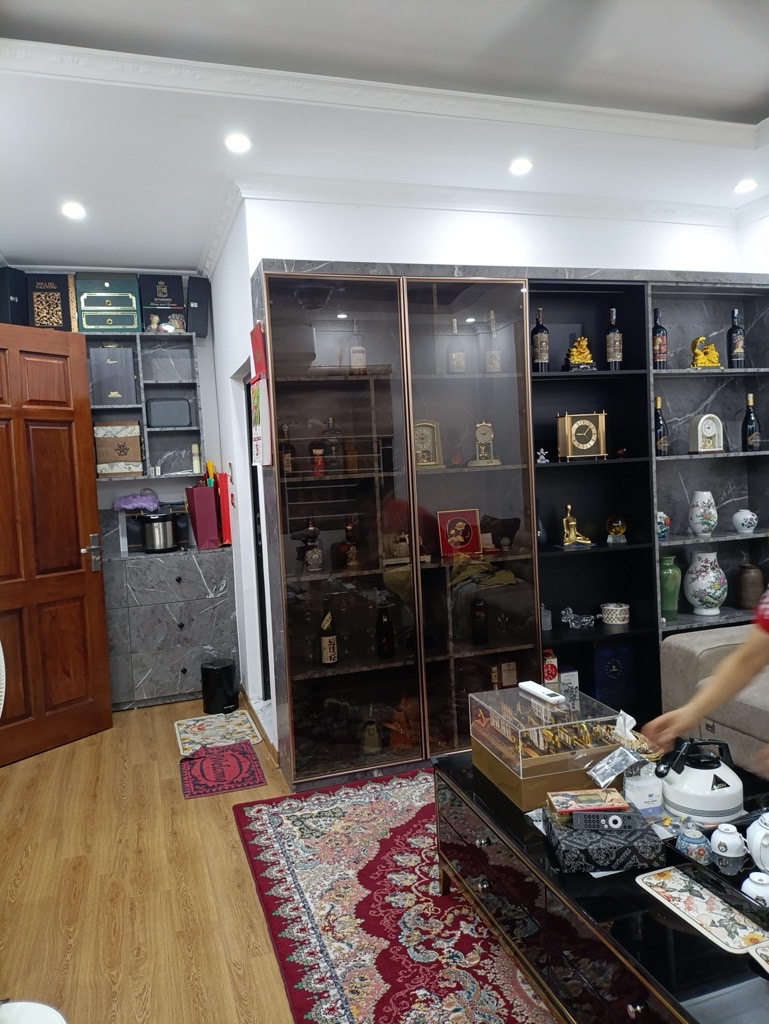 NHÀ ĐẸP Chùa Bộc  - GẦN PHỐ - NGÕ THÔNG -  6 TẦNG THANG MÁY