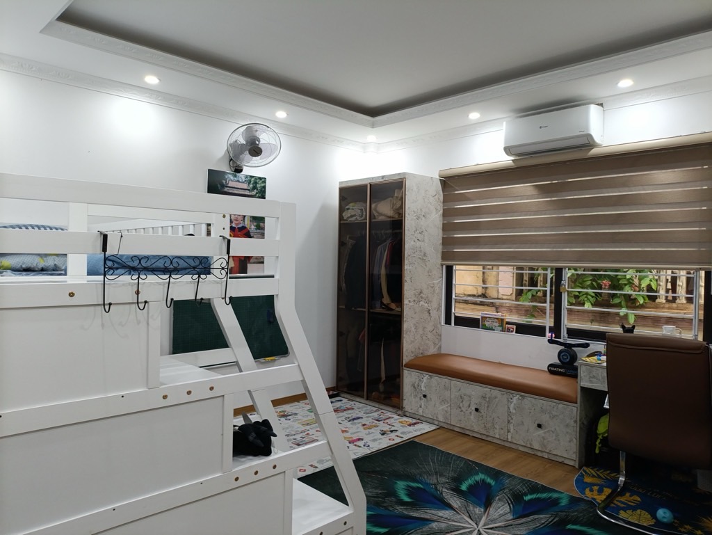 NHÀ ĐẸP Chùa Bộc  - GẦN PHỐ - NGÕ THÔNG -  6 TẦNG THANG MÁY