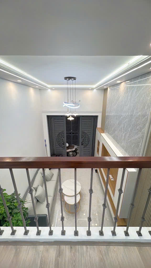 NHÀ ĐẸP Ở LUÔN - TẶNG FULL NỘI THẤT - CỰC HIẾM TRONG TẦM TIỀN