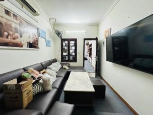 TRUNG TÂM ĐỐNG ĐA - KHU VỰC KINH DOANH SẦM UẤT - NGÕ Ô TÔ TRÁNH