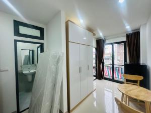 TÒA CHUNG CƯ MINI - THANG MÁY - 2 THOÁNG - Ô TÔ SÁT NHÀ - 11PKK FULL NỘI THẤT DÒNG 85TRIỆU/ THÁNG - PCCC GPXD ĐẦY ĐỦ