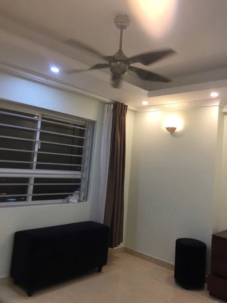 Bán chung cư KĐT Sài Đồng - 2N 2WC - Tầng trung, đẹp, thoáng - Giá tốt 4,25 tỷ