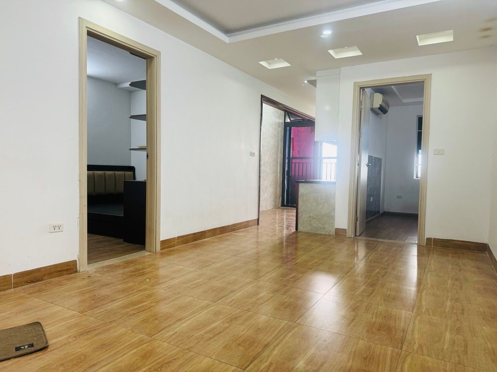 Bán căn hộ 2N 2WC - Rubycity CT3 - Tầng trung, sẵn nội thất - Giá tốt