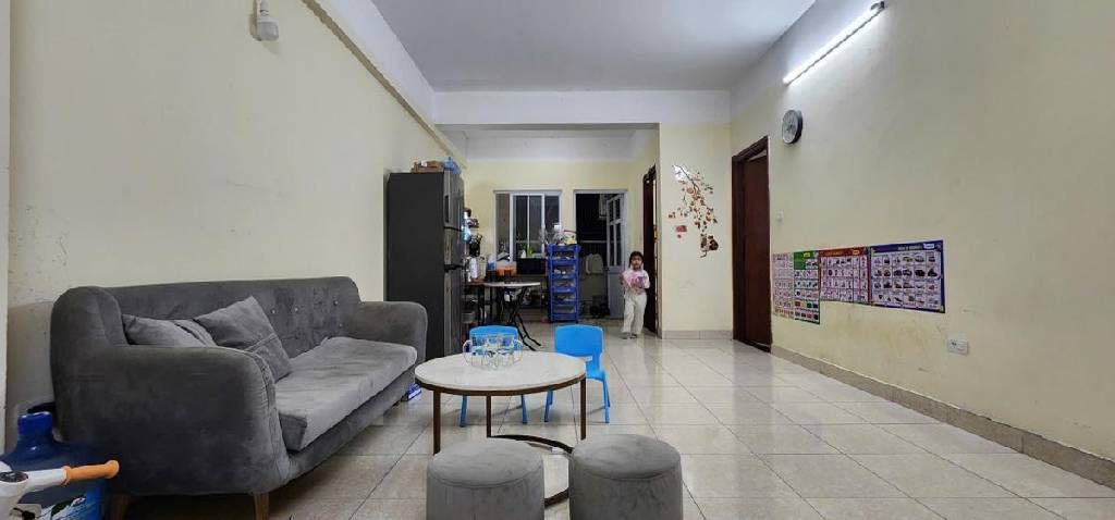 Cực hiếm - Căn hộ 2N 2WC - CT 2A Thạch Bàn - Tầng trung, Sổ cất két - Nhỉnh 4 tỷ