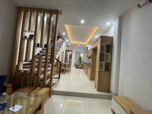 Anh Đường cần bán nhà Vạn Phúc - Đại Mỗ - Lê Quang Đạo, 82m2- 12,5 tỷ.