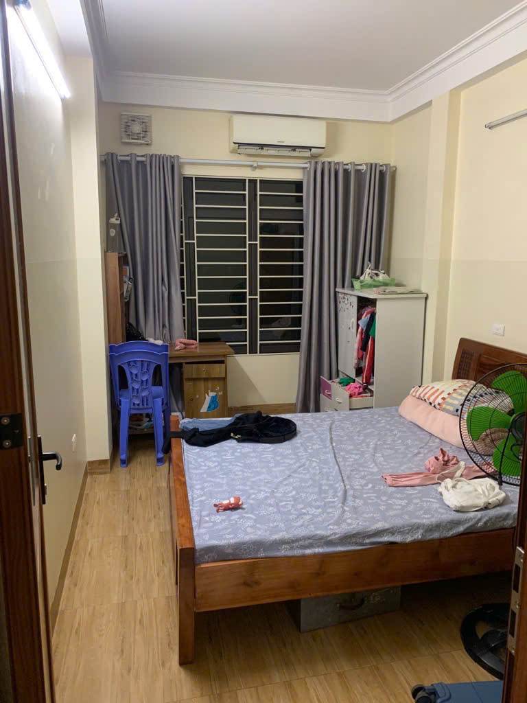 XUÂN LA- Ô TÔ TRÁNH, BÃI GỬI XE Ô TÔ NGAY TRƯỚC NHÀ , 2 THOÁNG TRƯỚC SAU. 50M GIÁ 12.3 TỶ