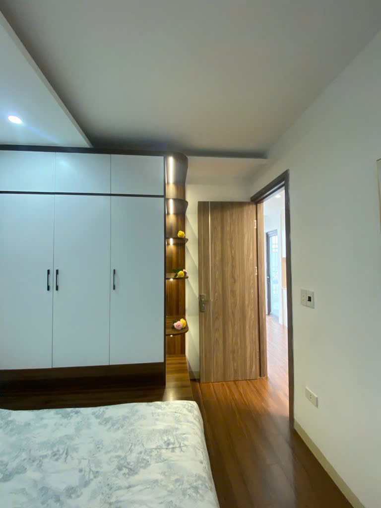 SIÊU HIẾM CĂN HỘ CHUNG CƯ MINI MỚI - LẠC LONG QUÂN - SÁT HỒ TÂY-Ô TÔ- THANG MÁY 58m GIÁ 2.64 TỶ