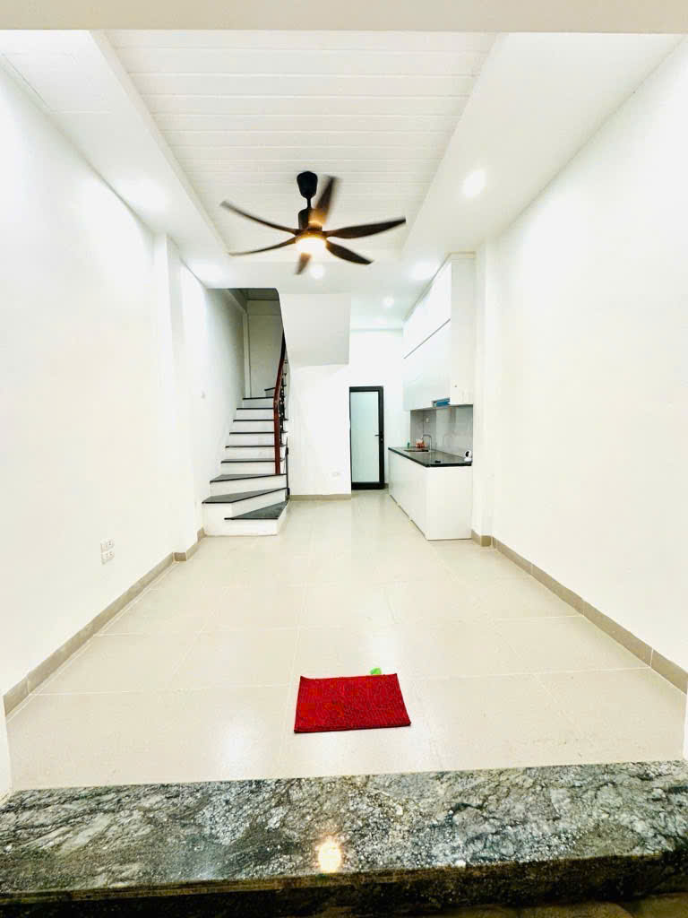 NHÀ PHỐ VIÊN- NHỎ TIỀN BAY NHANH - 5 TẦNG FULL NỘI THẤT SỔ ĐỎ PHÂN LÔ - 10M Ô TÔ TRÁNH. GIÁ 4.5 tỷ ctl