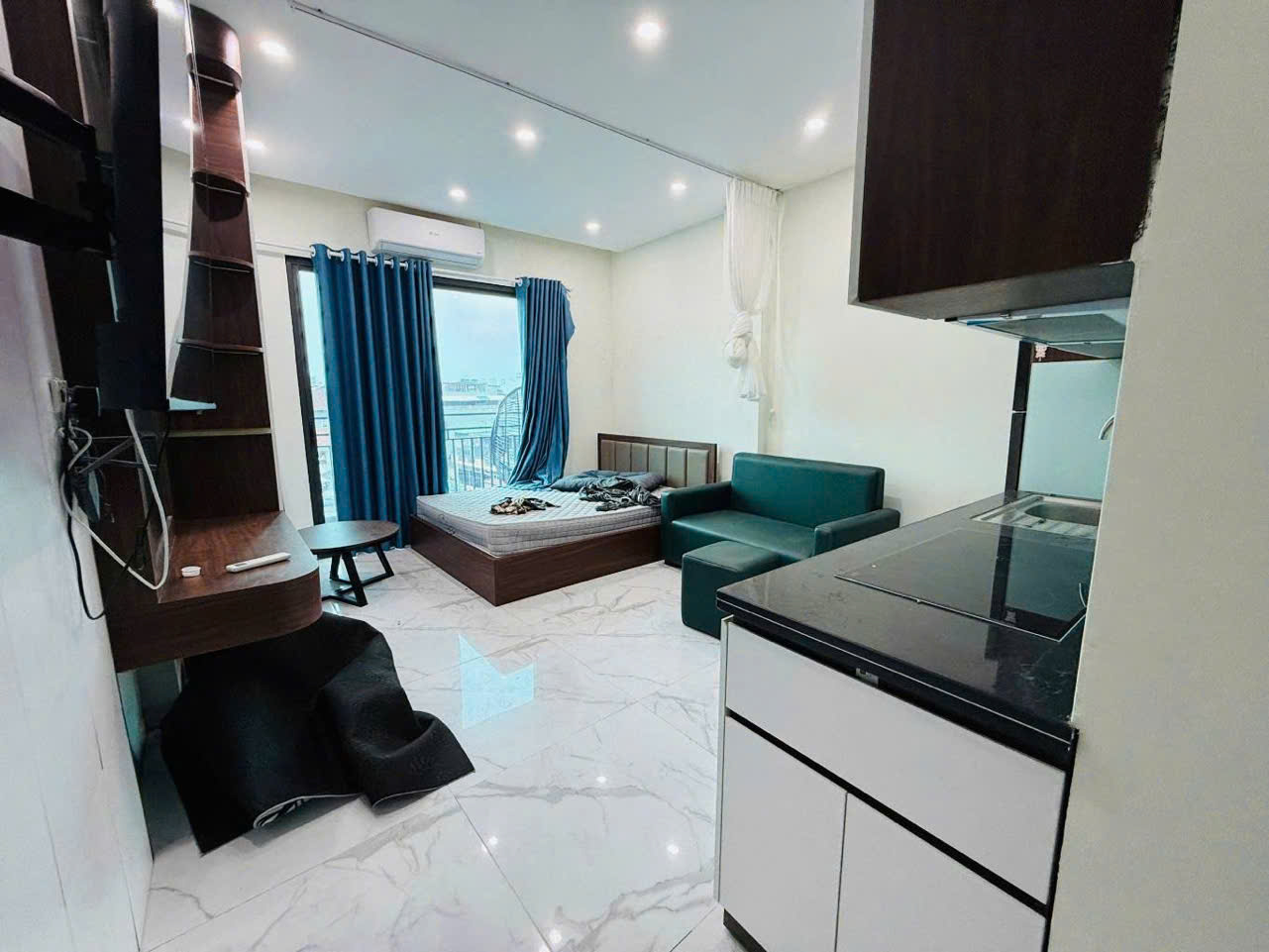 BÁN NHÀ PHỐ ÂU CƠ- TOÀ APARTMENT SIÊU VIP- PHỐ TÂY- TÒA 8 TẦNG THANG MÁY MỚI TINH - TỔNG 8 PHÒNG MASTER - 1 PHÒNG KARAOKE - 50M RA MẶT PHỐ ÂU CƠ - NGÕ THÔNG CÁC NGẢ 47m giá 12.9 tỷ