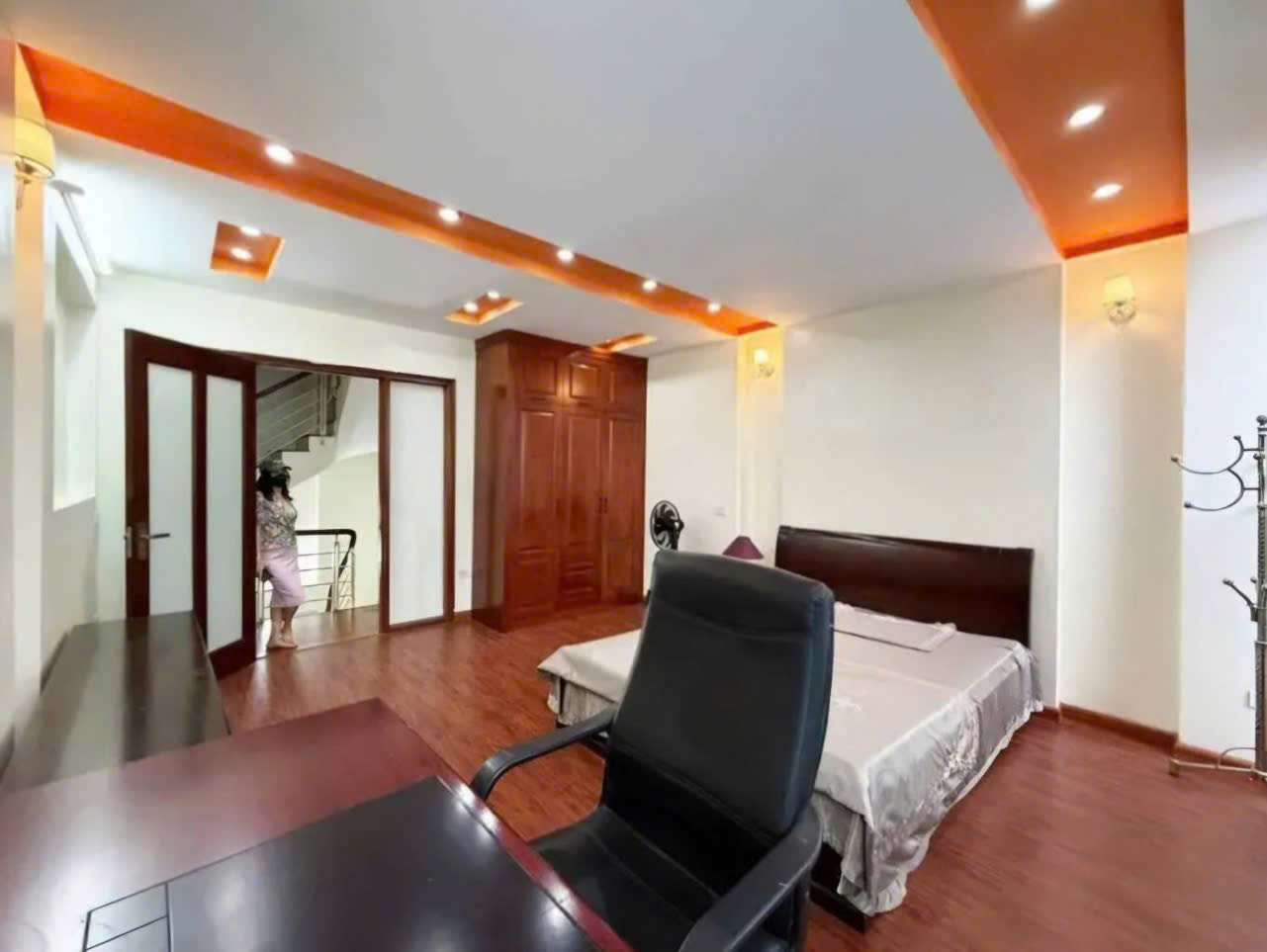 BÁN NHÀ PHÚ THƯỢNG TÂY HỒ- DÂN XÂY- THIẾT KẾ MANG PHONG CÁCH CHÂU ÂU-O TO GẦN -40m2 Giá 8.8 Tỷ có tl