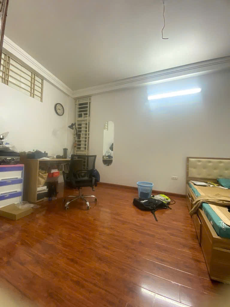 NHÀ ĐẸP Ở NGAY-VÕ CHÍ CÔNG- CÁCH  Ô TÔ 50m  ĐẾN  NHÀ - ĐI THẲNG RA PHỐ, HỒ TÂY LỘNG GIÓ- 40m GIÁ 6.7 TỶ