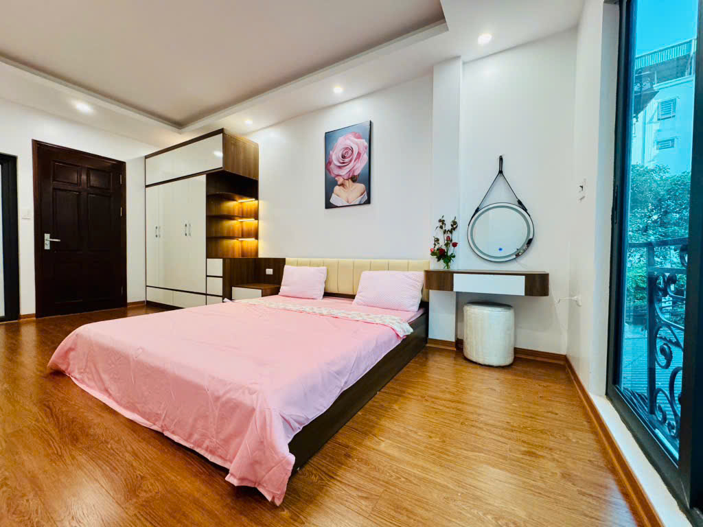 NHÀ XUÂN ĐỈNH- MỚI KÍNH KOONG- HÀNG XÓM NGOẠI GIAO ĐOÀN - Ô TÔ ĐỖ CỔNG - LÔ GÓC - ĐẸP LONG LANH. 37m giá 7.88 tỷ ctl