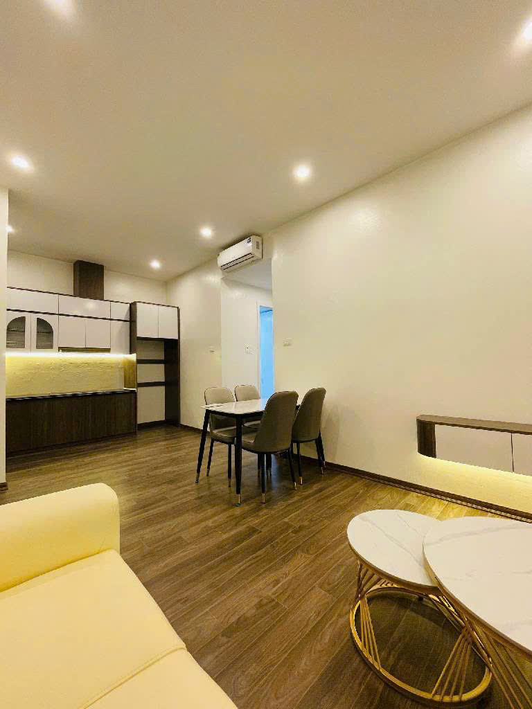 BÁN GẤP CĂN HỘ CAO CẤP - TRẦN QUÝ KIÊN- FULL NỘI THẤT 65m2 Giá 4.75 tỷ
