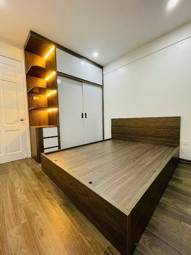 BÁN GẤP CĂN HỘ CAO CẤP - TRẦN QUÝ KIÊN- FULL NỘI THẤT 65m2 Giá 4.75 tỷ