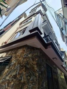 BÁN NHÀ CỔ NHUẾ- NHÀ MỚI ĐÉT - 40m2-5 TẦNG - THANG MÁY - 2 THOÁNG -Ô TÔ GẦN