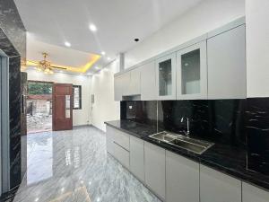 BÁN GẤP NHÀ ĐẸP- AN DƯƠNG VƯƠNG-5 TẦNG THANG MÁY- MT RỘNG- FULL NỘI THẤT XỊN -33m2 giá 8.3 tỷ ctl