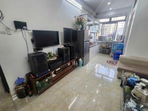 CHUNG CƯ CAO CẤP PHÚ THƯỢNG- MẶT PHỐ-VIEW ĐẸP-FULL NỘI THẤT-45m2 GIÁ 3.2 Tỷ ctl