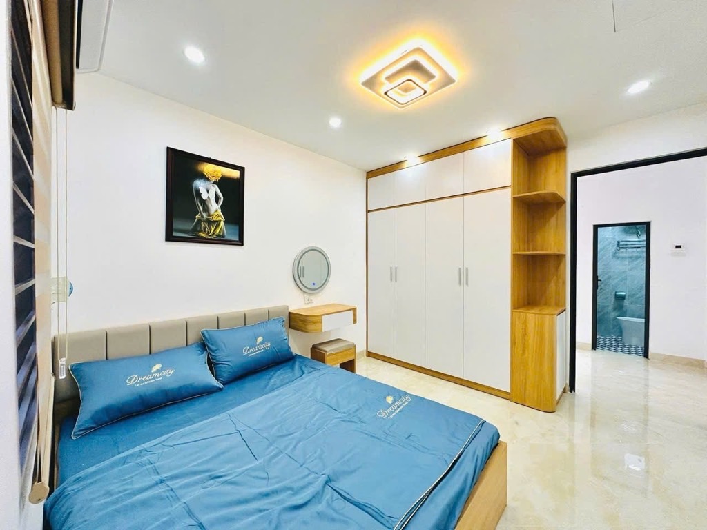 GẦN PHỐ - 30M RA MẶT ĐƯỜNG - NHỎ TIỀN - SỔ NỞ HẬU - KHU VỰC SẦM UẤT - FULL NỘI THẤT XỊN