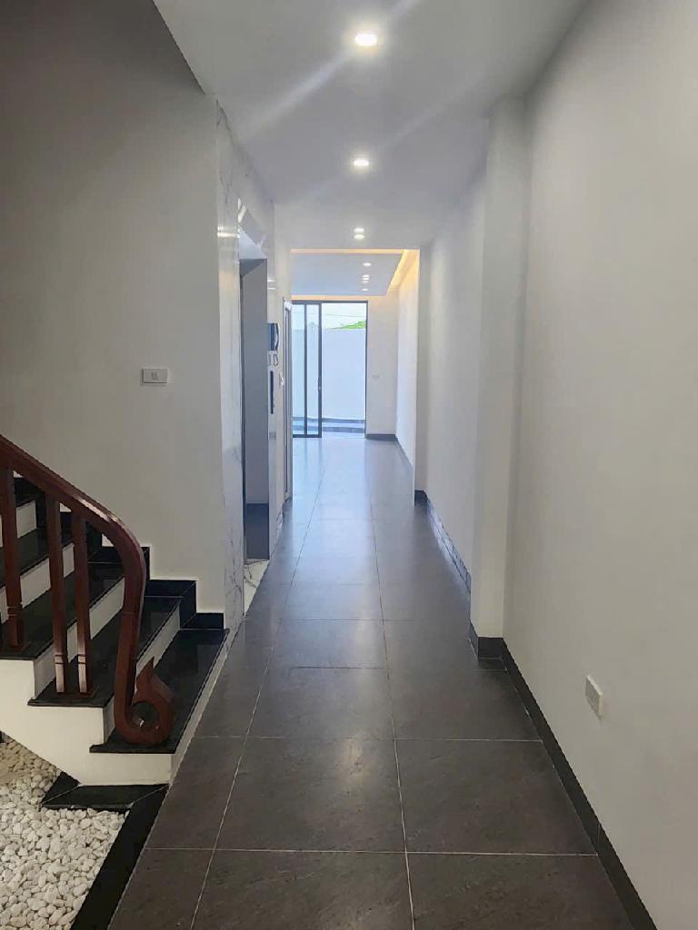 Bán nhà Ngọc Hồi 110m2,ngõ ôtô,siêu rộng rãi,giá 12 tỷ