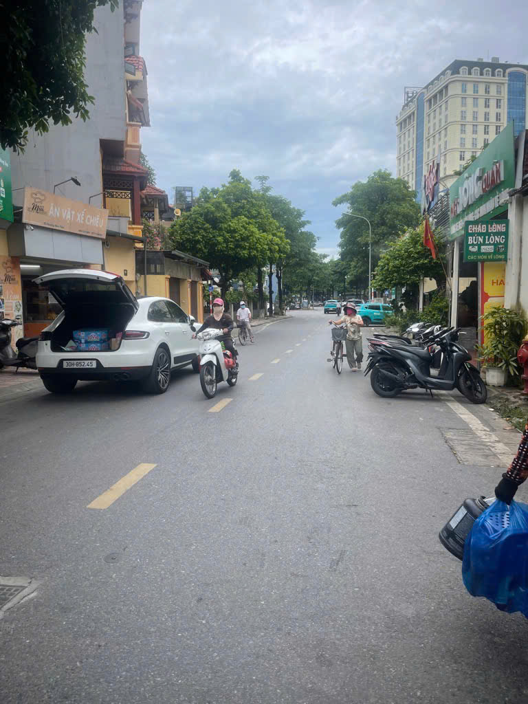 SIÊU PHẨM TRUNG TÂM LONG BIÊN, ĐẤT PHÂN LÔ, Ô TÔ VÀO NHÀ