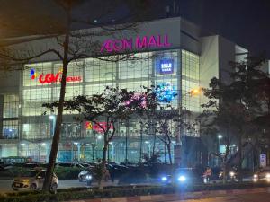 ĐỐI DIỆN AEON MALL LONG BIÊN - NGÕ THẲNG Ô TÔ 7 CHỖ ĐỖ CỬA- 64 M2- 5 TỶ