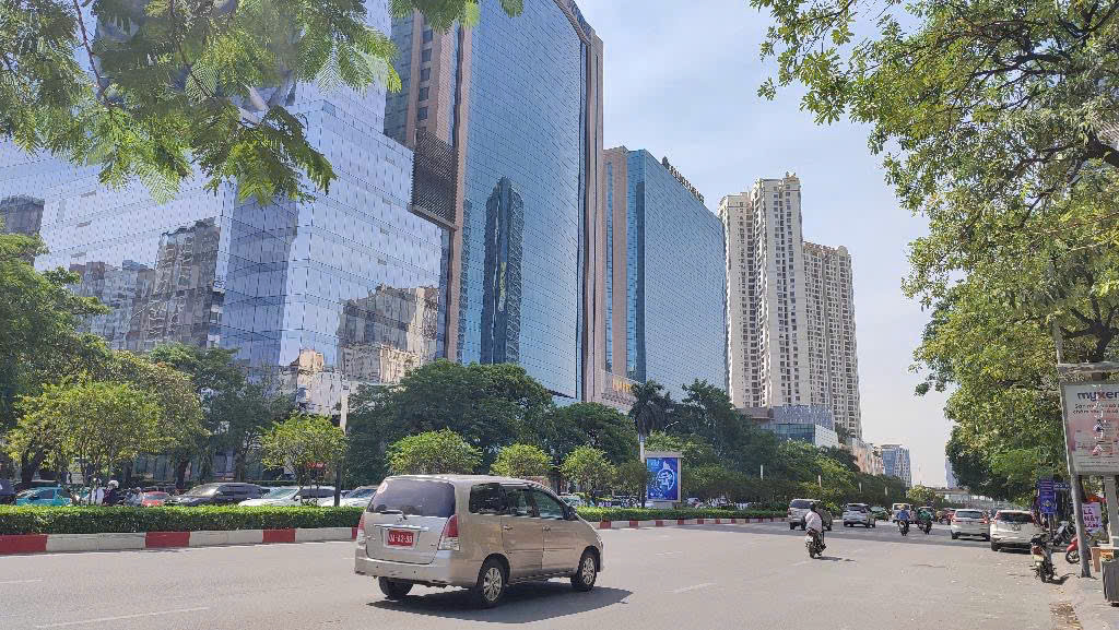 bán nhà TRẦN DUY HƯNG, Ô TÔ vào nhà, 50m2, 19,5 tỷ