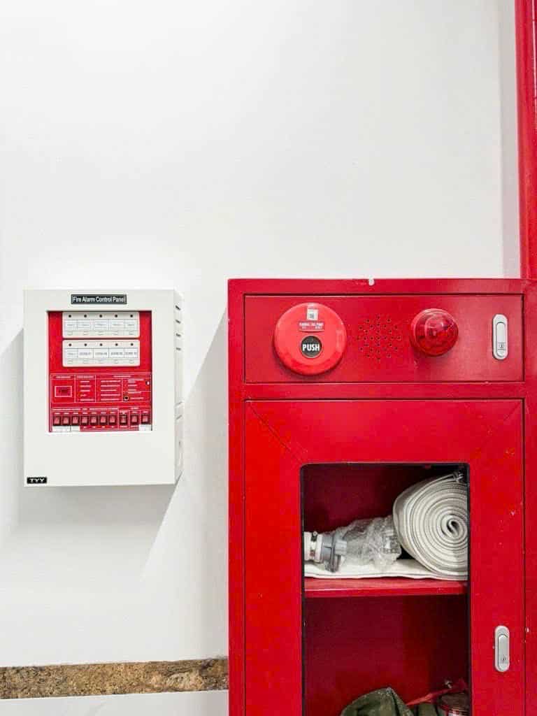 TOÀ CĂN HỘ DỊCH VỤ - TRUNG TÂM CẦU GIẤY - DÒNG TIỀN 90 TRIỆU/THÁNG