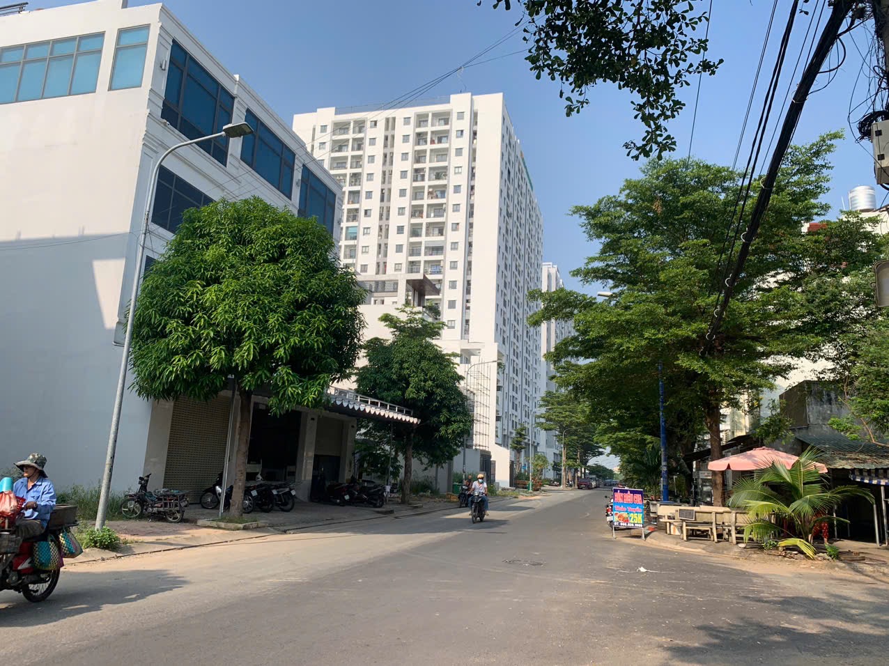 Nhà 3 tầng, Khu chung cư cao tầng TOWER Tham Lương,  đường Dương Thị Giang, Q12. giá 9 tỷ.