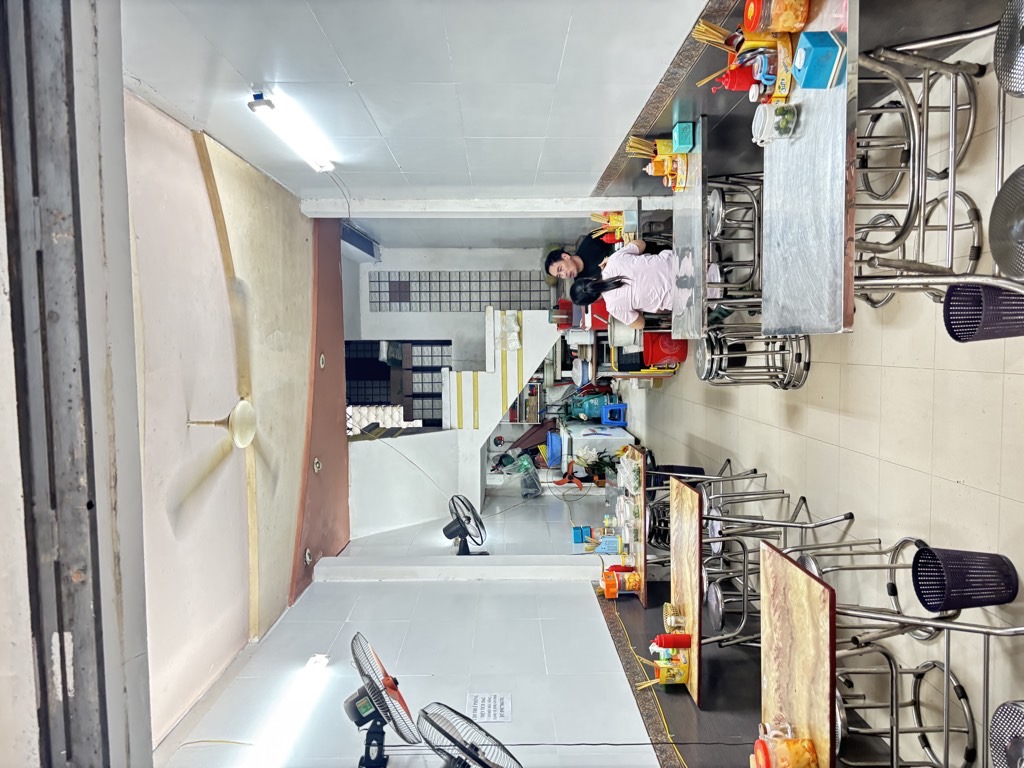 CẦN BÁN GẤP NHÀ VÕ VĂN DŨNG - KHU PHÂN LÔ - KINH DOANH - ÔTÔ ĐỖ CỬA