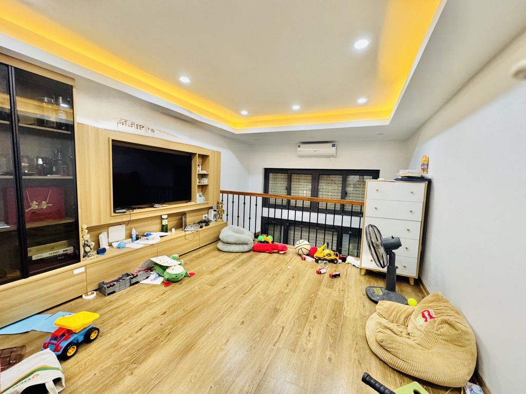 CHÍNH CHỦ CẦN BÁN GẤP TRONG THÁNG NHÀ NGUYỄN LƯƠNG BẰNG