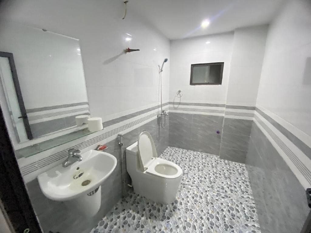 Bán nhà Bằng Liệt, nhà mới, 30m2, 5,8 tỷ