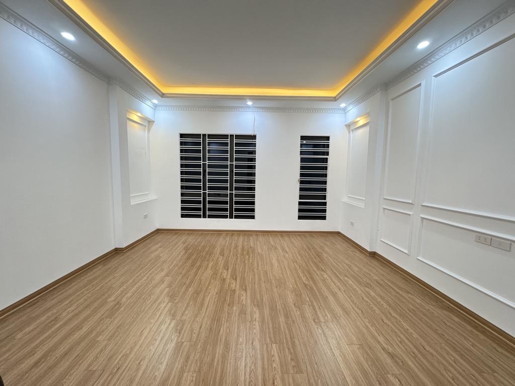 Cần bán nhà Thanh Xuân, 45m², mặt tiền 4.4m, vị trí vàng