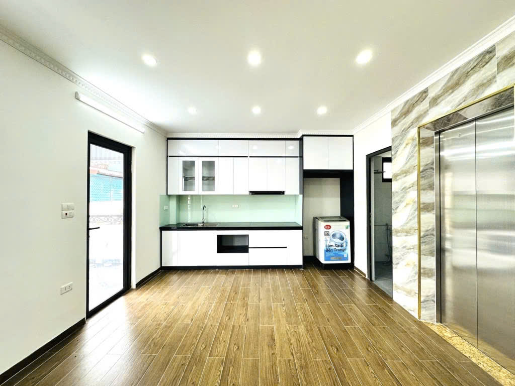 Bán nhà Phố Tôn Đức Thắng, 7 Tầng Thang Máy, Ngõ Nông Gần Mặt Phố, Giá: 14.5 Tỷ, Lh: 0396935190.