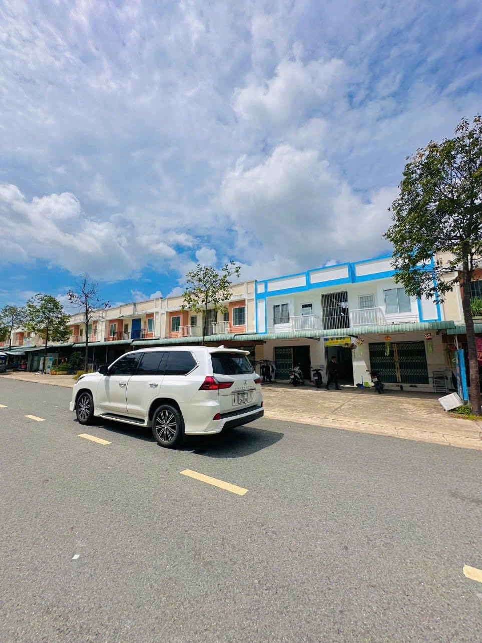 BÁN NHÀ 2 TẦNG KHU DÂN CƯ MỚI BÀU BÀNG – NGAY CHỢ – GIÁ CHỈ 300 TRIỆU NHẬN NHÀ 0898333313