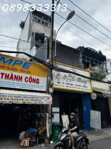 Nhà Mặt tiền số 13 Thống Nhất, Gò Vấp đối diện Bệnh viện Quốc Tế Hạnh Phúc giảm mạnh còn 10,7 tỷ