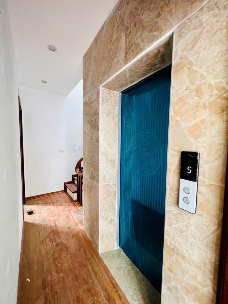 Lò Đúc, 68m x 5 tầng, thang máy, 2 mặt ngõ, kd, 30m ra phố, nhỉnh 13 tỷ