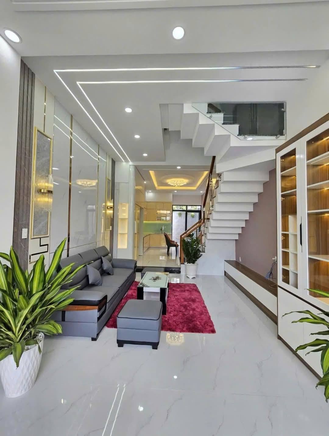 NHÀ *ĐẸP *TỔ 6 *YÊN NGHĨA – CÓ Ô CHỜ THANG MÁY – 5 TẦNG - Liên hệ ngay: em Đích 0395578683 để xem nhà và chốt giá tốt!