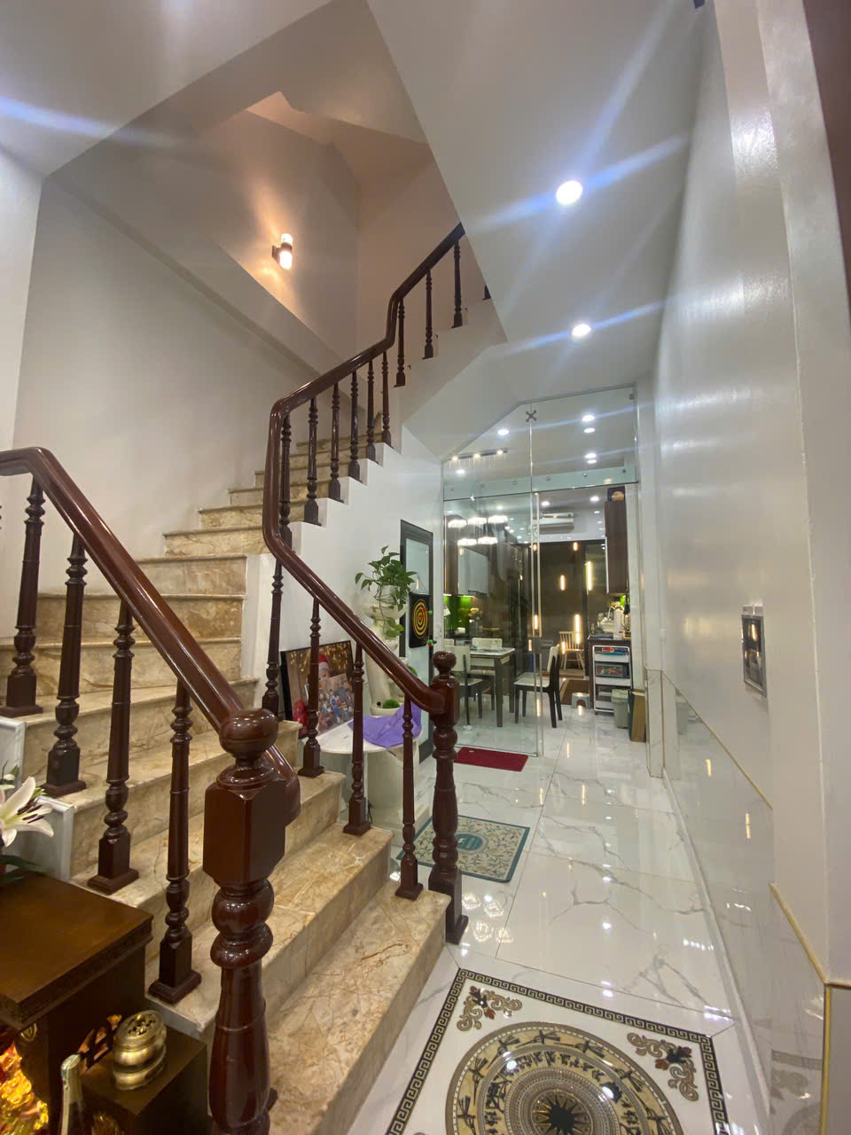 Bán nhà mặt ngõ Khương Đình, DT 60m2, ô tô đỗ cửa, vị trí đắc địa, chỉ 12.6 tỷ