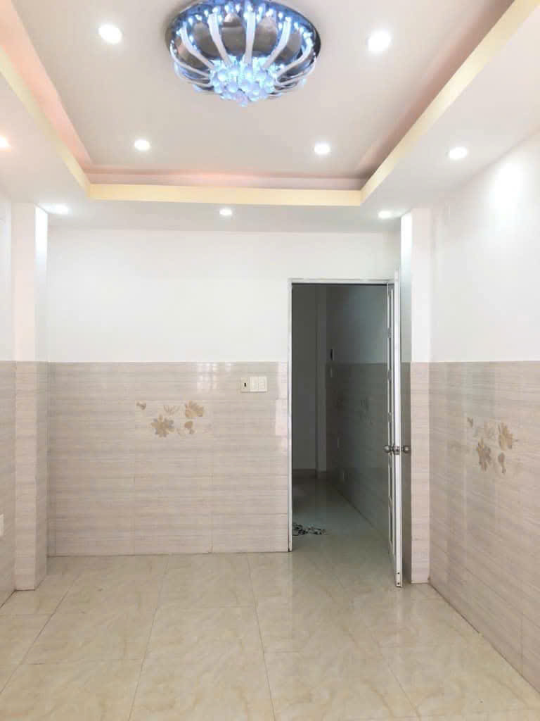 BÁN NHÀ 4 TẦNG, HẺM LỚN, NHẬT TẢO, QUẬN 10, 28M2, 5X TỶ